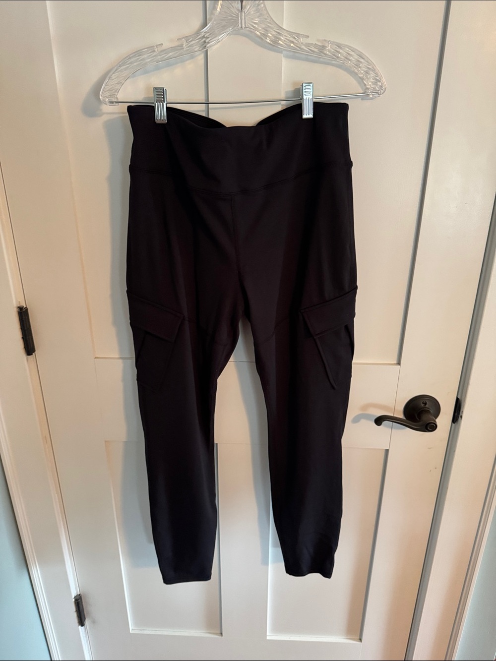 Halara Black Cargo Leggings - Womens large